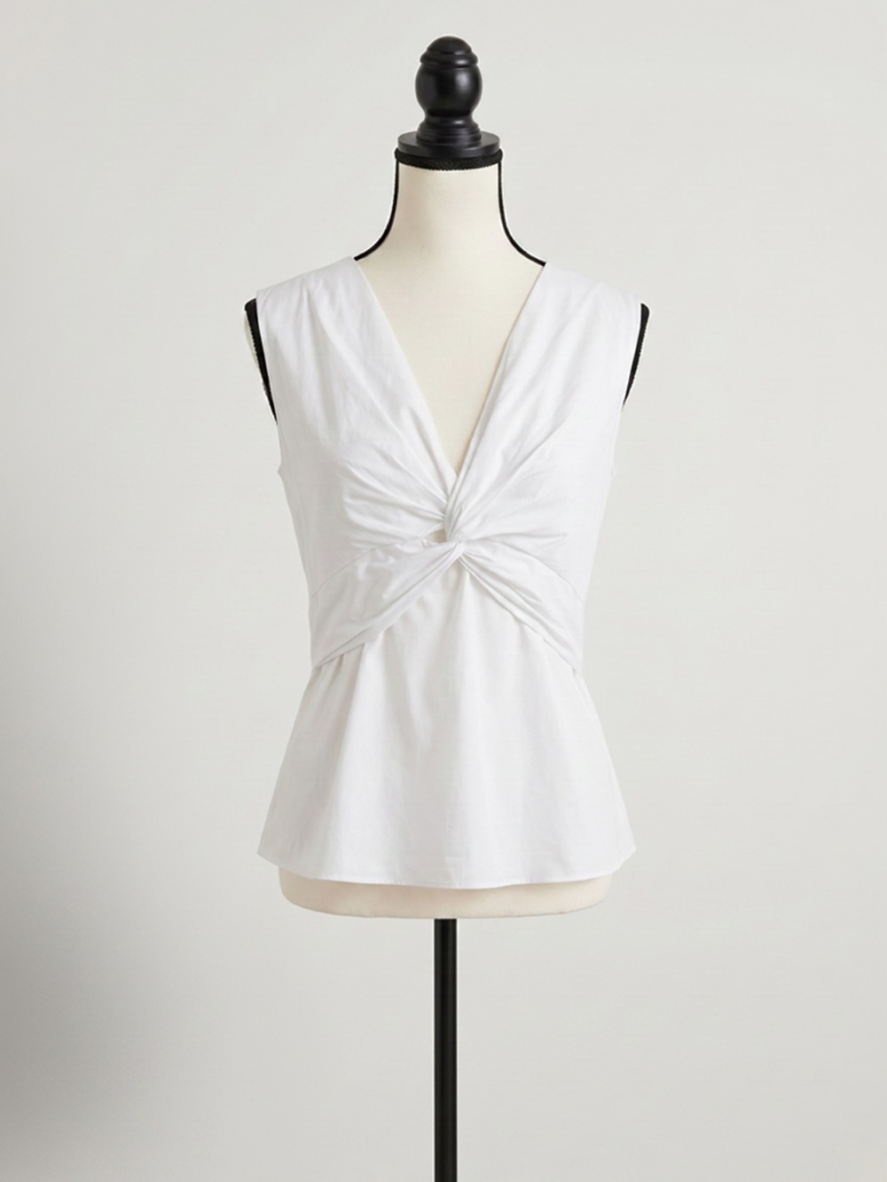 The Row White Twist-Front Sleeveless Top | Deep V | Size 6 (US S/M)